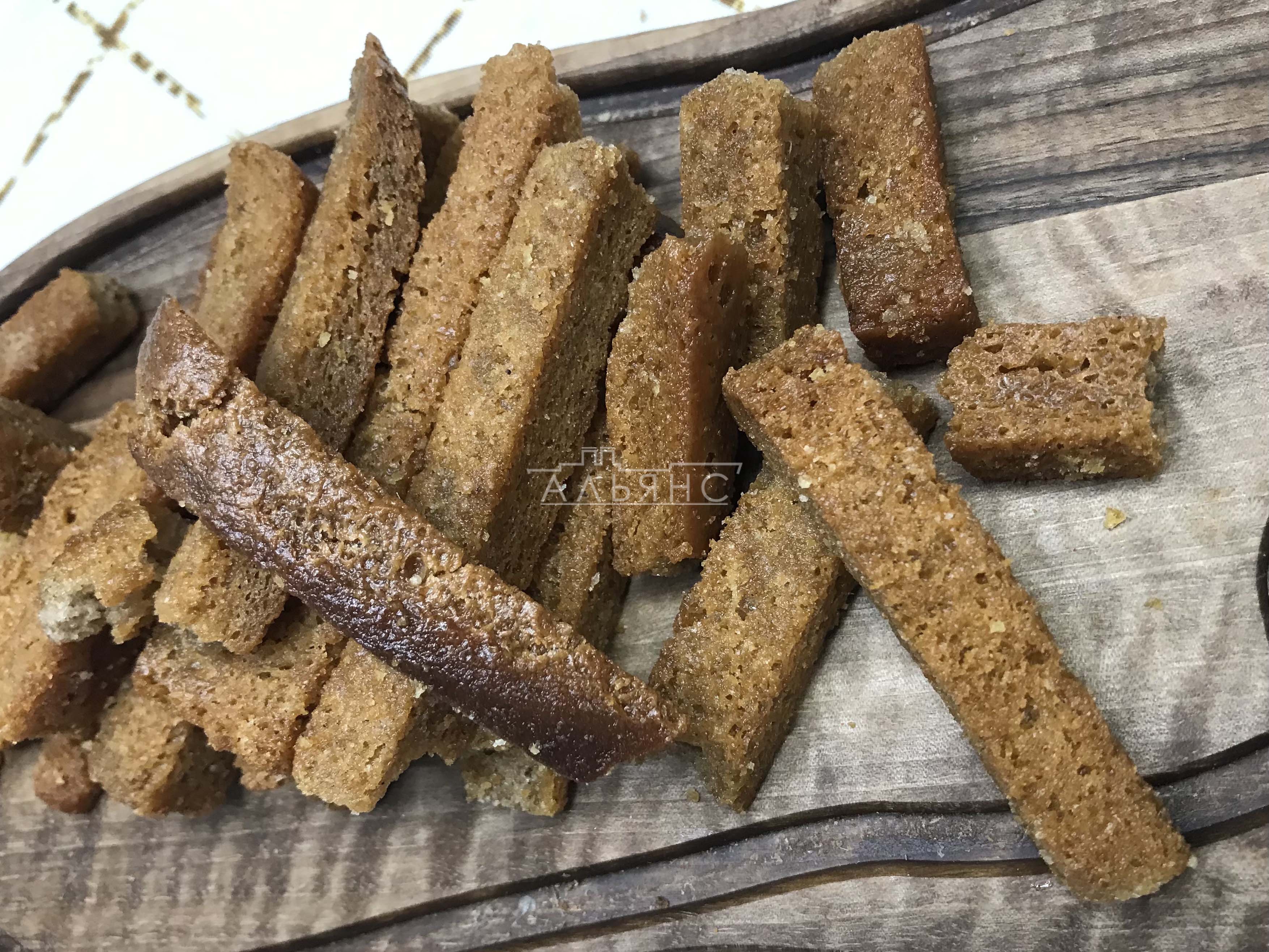 Деревенские гренки с чесноком в Люблино