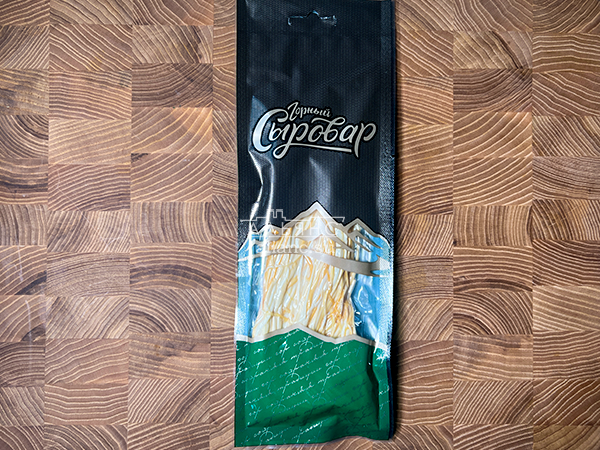 Сыр 60 гр ГОРНЫЙ СЫРОВАР (Паутинка копчёная) в Люблино